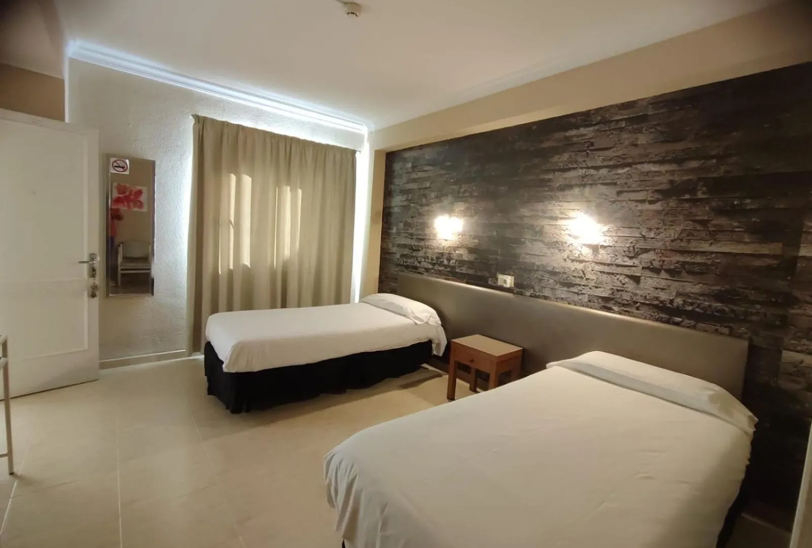 Hostal Mar Del Plata (Adults Only) El Arenal  2*, El Arenal (Mallorca)