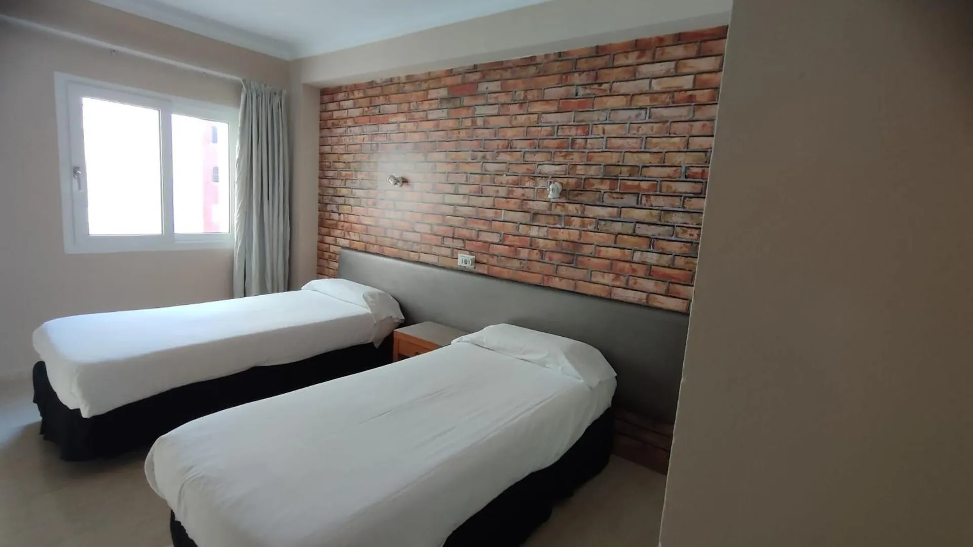 Hostal Mar Del Plata (Adults Only) El Arenal  El Arenal (Mallorca)