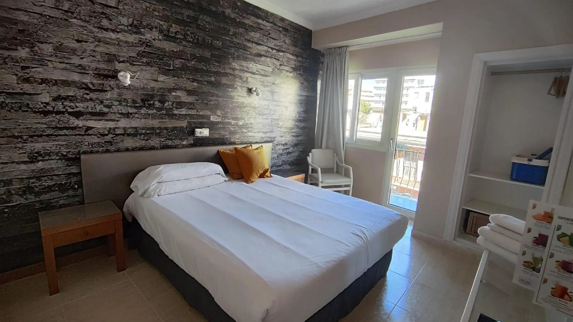 Hostal Mar Del Plata (Adults Only) El Arenal  2*, El Arenal (Mallorca)